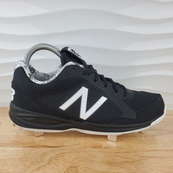 New Balance Other - New Balance Tupelo V1 Black White Baseball Cleats Shoes Mens Size 7‎ - TUPELOK1